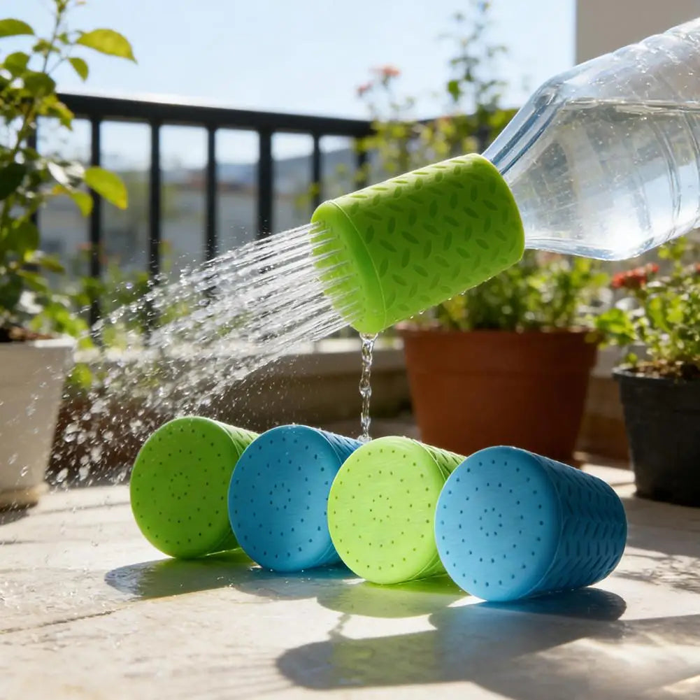 Pet Shower Silicone Portable Pet Shower Head Outdoor Cat and Dog Shower Cleaning Supplies Portable Universal Water Bottle